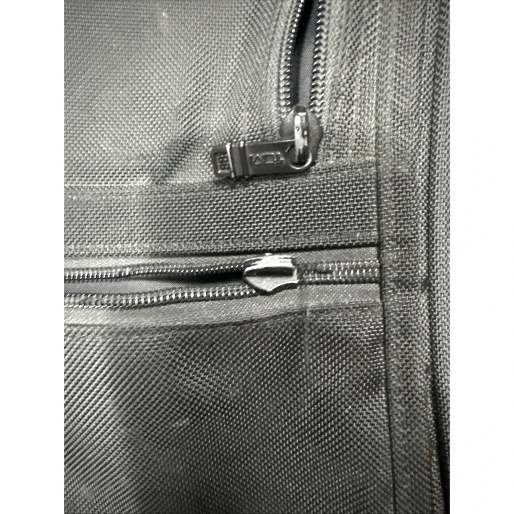 Tumi alpha 22